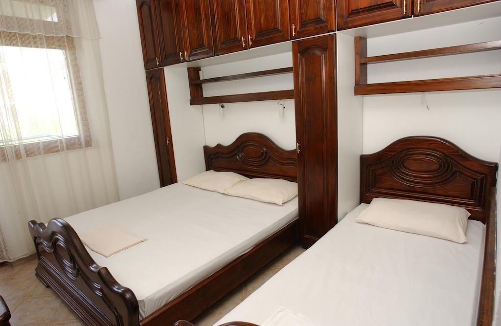 Rooms & Apartments Anka Bar Chambre photo